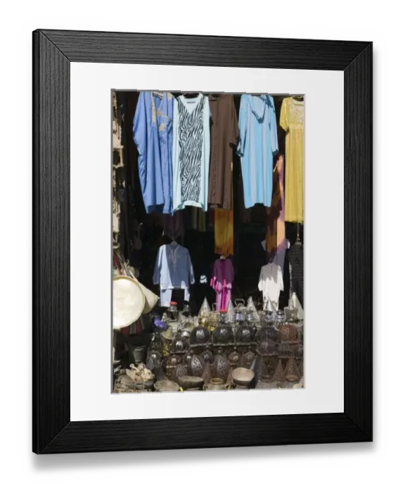 Framed Print : MOROCCO, Ziz Valley, ERFOUD: Moroccan Souvenirs, Market / Souk Framed Print : MOROCCO, Ziz Valley, ERFOUD: Moroccan Souvenirs, Market / Souk