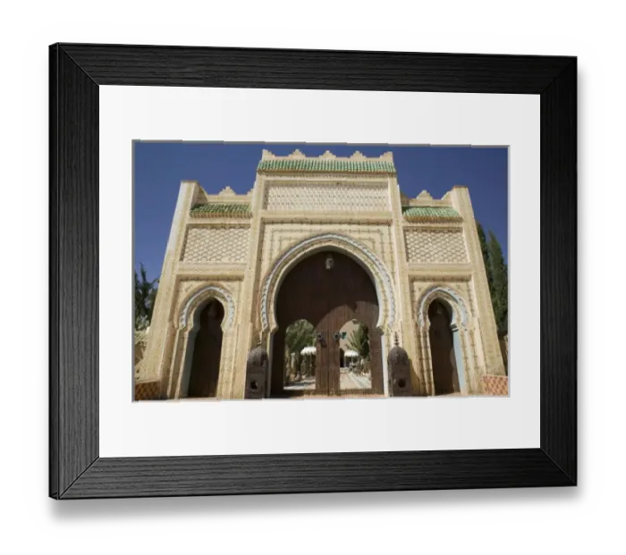 Framed Print : MOROCCO, Tafilalt, RISSANI: Hotel Kasbah Asmaa, Main Entrance Framed Print : MOROCCO, Tafilalt, RISSANI: Hotel Kasbah Asmaa, Main Entrance