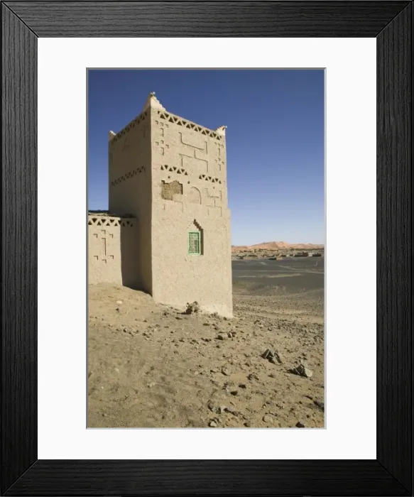 Framed Print : MOROCCO, Tafilalt, MERZOUGA: Kasbah Style Hotel