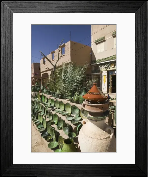 Framed Print : MOROCCO, Draa Valley, AMAZROU: Famous AMAZROU pottery for sale Framed Print : MOROCCO, Draa Valley, AMAZROU: Famous AMAZROU pottery for sale