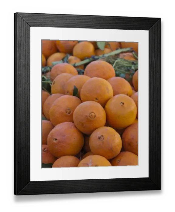 Framed Print : Oranges for sale in Fes medina, Morocco Framed Print : Oranges for sale in Fes medina, Morocco