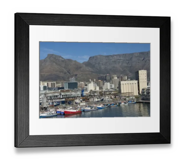 Framed Print : South Africa, Cape Town. Victoria & Alfred waterfront area with Table Mountain in the distance Framed Print : South Africa, Cape Town. Victoria & Alfred waterfront area with Table Mountain in the distance
