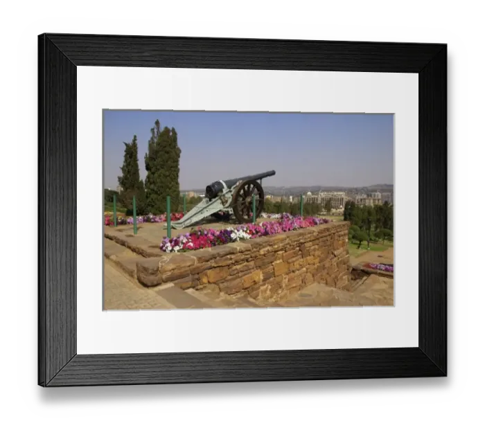 Framed Print : Africa, South Africa, Gauteng, Pretoria, cannon of the Union Buildings overlooking
