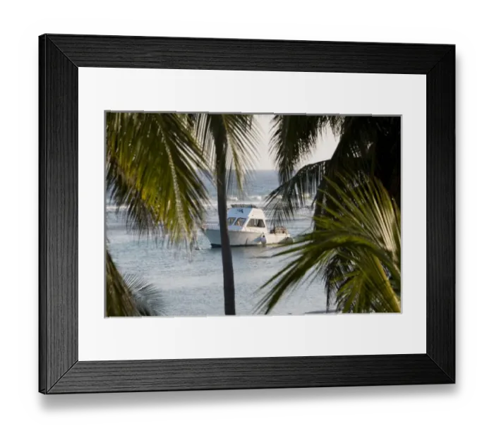 Framed Print : Caribbean, Cayman Islands Framed Print : Caribbean, Cayman Islands
