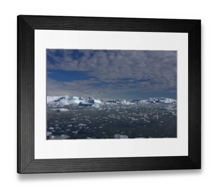Framed Print : icebergs along the western Antarctic peninsula, Antarctica, Southern Ocean Framed Print : icebergs along the western Antarctic peninsula, Antarctica, Southern Ocean