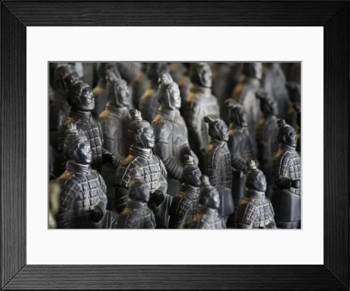 Framed Print : Life-size Imperial terra cotta warriors in battle formation stretch over the length