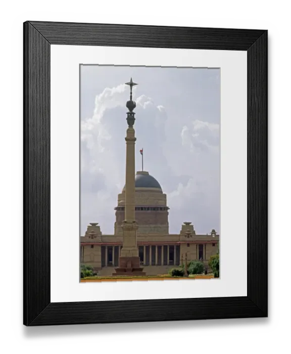 Framed Print : Presidential residence in Rashtrapati Bhava, India Framed Print : Presidential residence in Rashtrapati Bhava, India