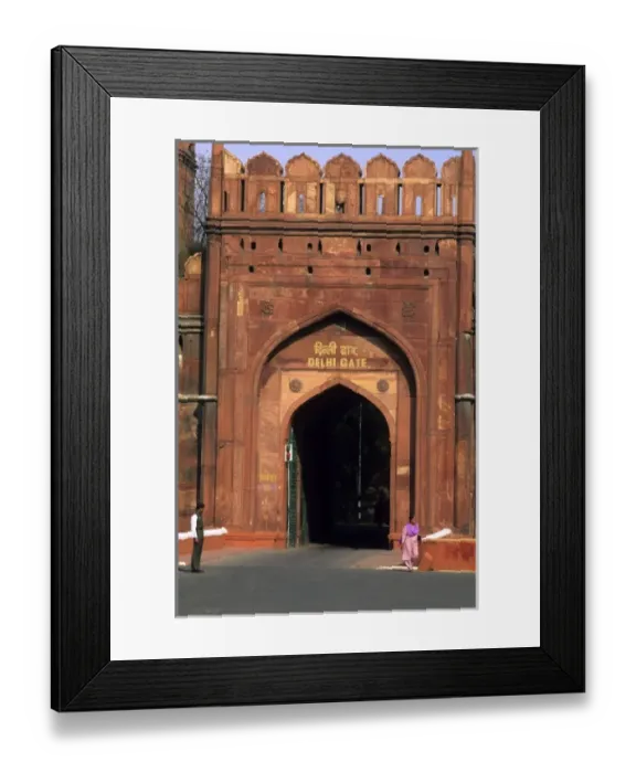 Framed Print : The Red Fort in Old Delhi, India Framed Print : The Red Fort in Old Delhi, India