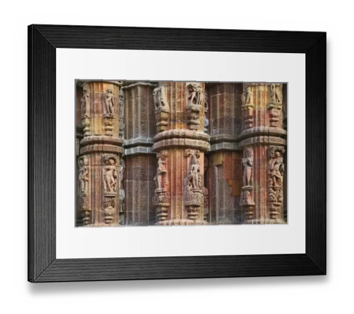 Framed Print : Raja Rani Mandir (1100 AD), ornate bas relief sculpture, Bhubaneswar, Orissa, India