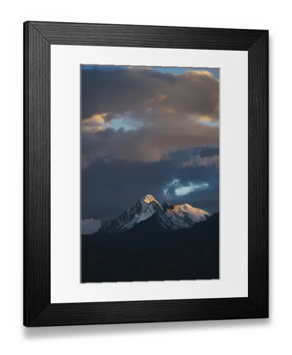 Framed Print : Landscape of Stok mountain range, Ladakh, India Framed Print : Landscape of Stok mountain range, Ladakh, India
