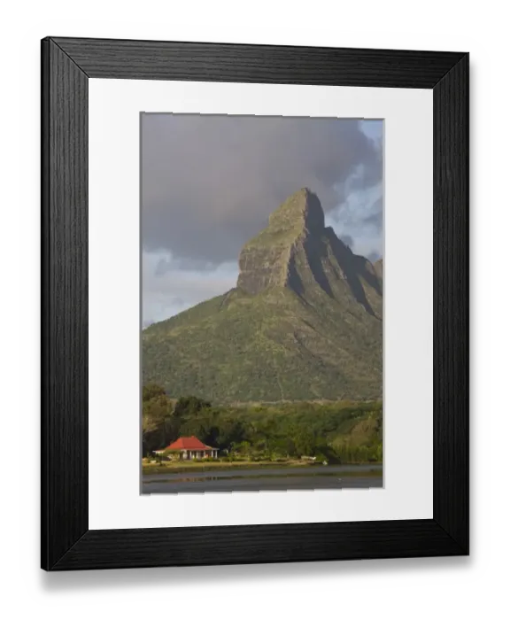 Framed Print : Mauritius, Western Mauritius, Tamarin, Montagne du Rempart mountain (el. 777 meters) Framed Print : Mauritius, Western Mauritius, Tamarin, Montagne du Rempart mountain (el. 777 meters)