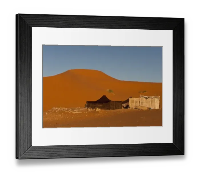 Framed Print : Berber Tent in Dunes of Erg Chebbi, Moroccos only Saharan erg and impressive