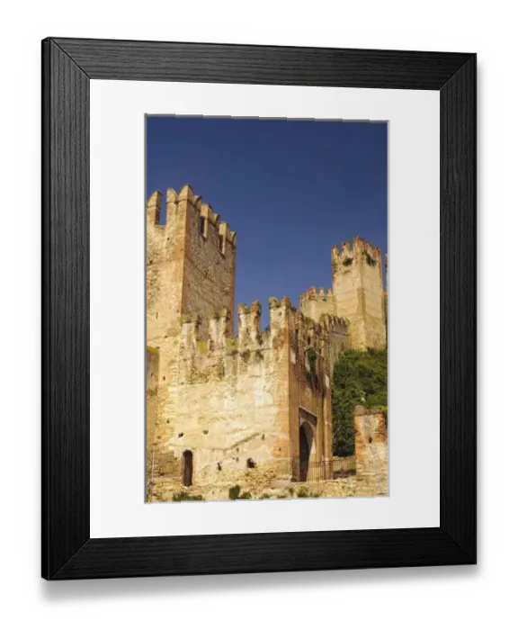 Framed Print : Italy, Venato, Soave. The Castle of Soave is a typical medieval military edifice Framed Print : Italy, Venato, Soave. The Castle of Soave is a typical medieval military edifice