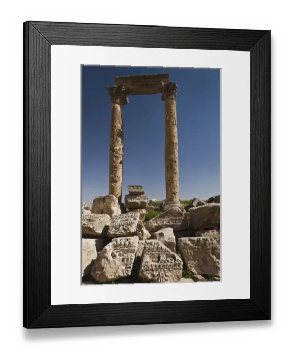 Framed Print : Jordan, Jerash, overview of Roman-era city ruins, columns along the Cardo Maximus Framed Print : Jordan, Jerash, overview of Roman-era city ruins, columns along the Cardo Maximus