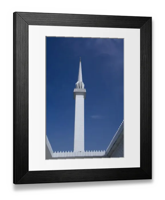 Framed Print : Malaysia, State of Selangor, Kuala Lumpur. National Mosque of Malaysia, white typical minaret tower Framed Print : Malaysia, State of Selangor, Kuala Lumpur. National Mosque of Malaysia, white typical minaret tower