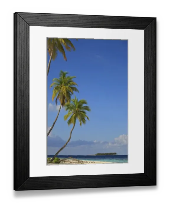 Framed Print : Maadugalla Island, North Huvadhoo Atoll, Southern Maldives, Indian Ocean Framed Print : Maadugalla Island, North Huvadhoo Atoll, Southern Maldives, Indian Ocean