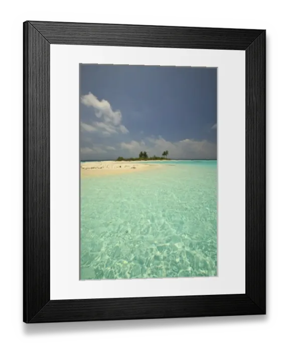 Framed Print : Mathidhoo Island, uninhabited, North Huvadhoo Atoll, Southern Maldives, Indian Ocean Framed Print : Mathidhoo Island, uninhabited, North Huvadhoo Atoll, Southern Maldives, Indian Ocean