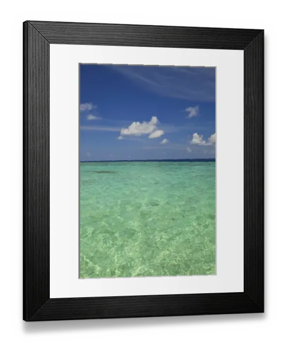 Framed Print : Funadovilligilli Island, North Huvadhoo Atoll, Southern Maldives, Indian Ocean
