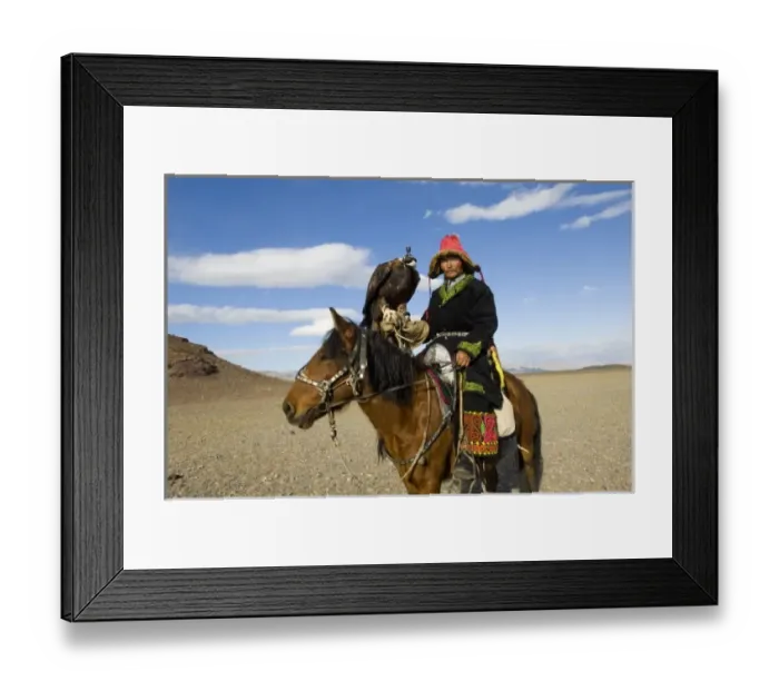 Framed Print : Kazakh man at Altai Eagle Festival, Khujek. (MR) Framed Print : Kazakh man at Altai Eagle Festival, Khujek. (MR)