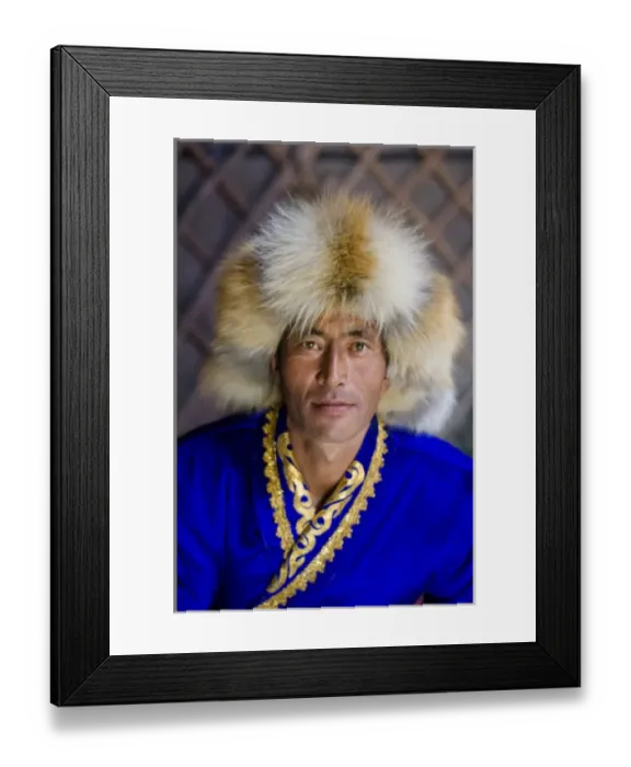 Framed Print : Kazakh man at Altai Eagle Festival. Xyahncye (MR) Framed Print : Kazakh man at Altai Eagle Festival. Xyahncye (MR)