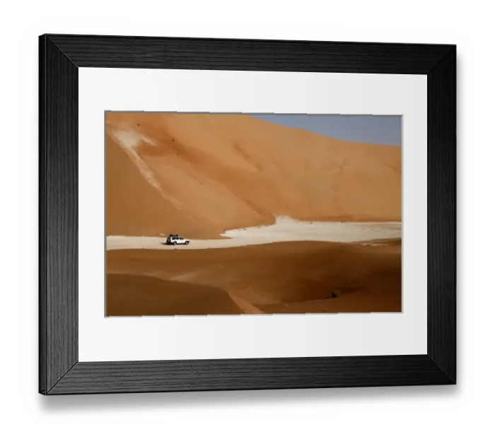 Framed Print : Oman, Rub Al Khali desert, driving on the dunes