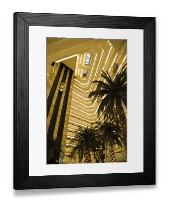 Framed Print : Asia, Qatar Framed Print : Asia, Qatar