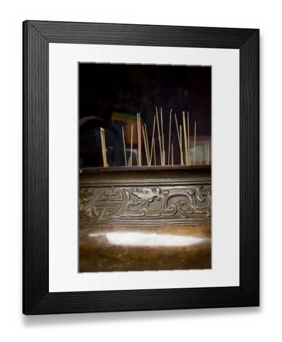Framed Print : Singapore (Sanskrit for Lion City). Chinatown, Buddha Tooth Relic Temple. Traditional Framed Print : Singapore (Sanskrit for Lion City). Chinatown, Buddha Tooth Relic Temple. Traditional