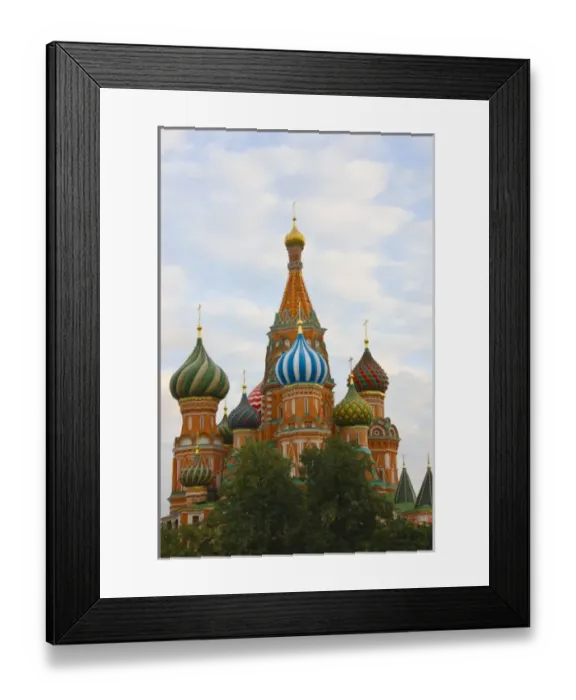 Framed Print : St. Basils Cathedral in Red Square, Moscow, Russia Framed Print : St. Basils Cathedral in Red Square, Moscow, Russia