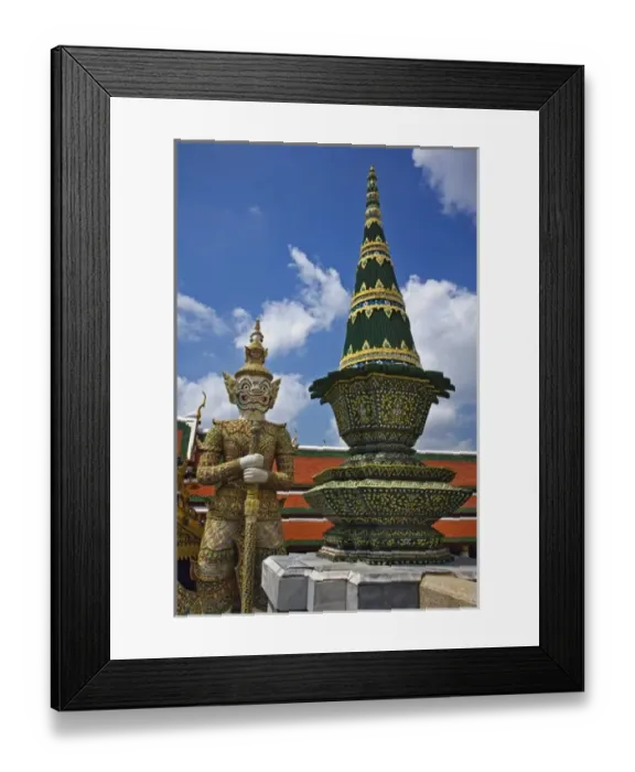 Framed Print : One of six pairs of guardian demon flanking entrance to the Gallery or Phra Rabiang