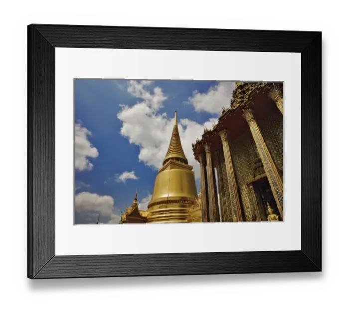 Framed Print : The Phra Si Rattana Chedi, and Phra Mondop (Library), Wat Phra Kaeo, Bangkok, Thailand