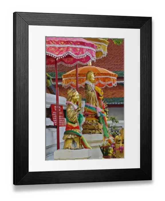 Framed Print : Figures at Wat Pho, the oldest temple in Bangkok, Thailand Framed Print : Figures at Wat Pho, the oldest temple in Bangkok, Thailand