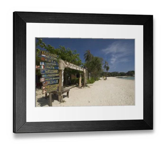 Framed Print : Thailand, Phi Phi Don Island, Laem Tong beach Framed Print : Thailand, Phi Phi Don Island, Laem Tong beach
