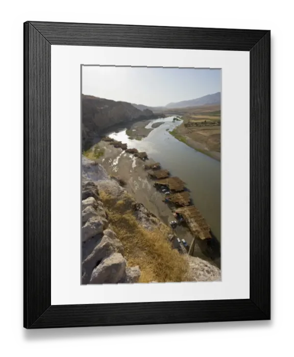Framed Print : Hasankeyf on the Tigris River, Batman, Turkey Framed Print : Hasankeyf on the Tigris River, Batman, Turkey