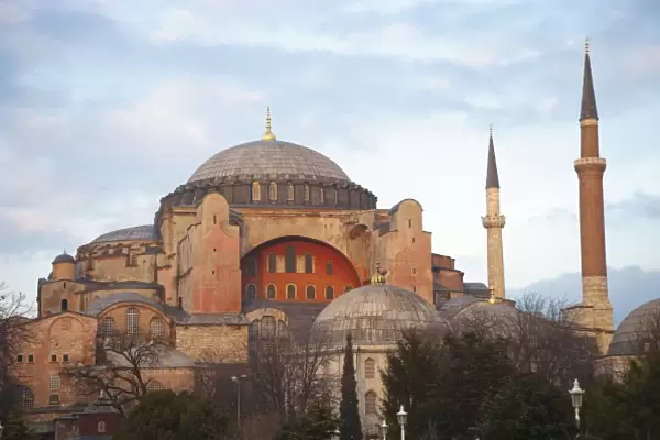 Hagia Sophia (inaugurated by the Byzantine Emperor Justinian in AD 537), Istanbul, Turkey