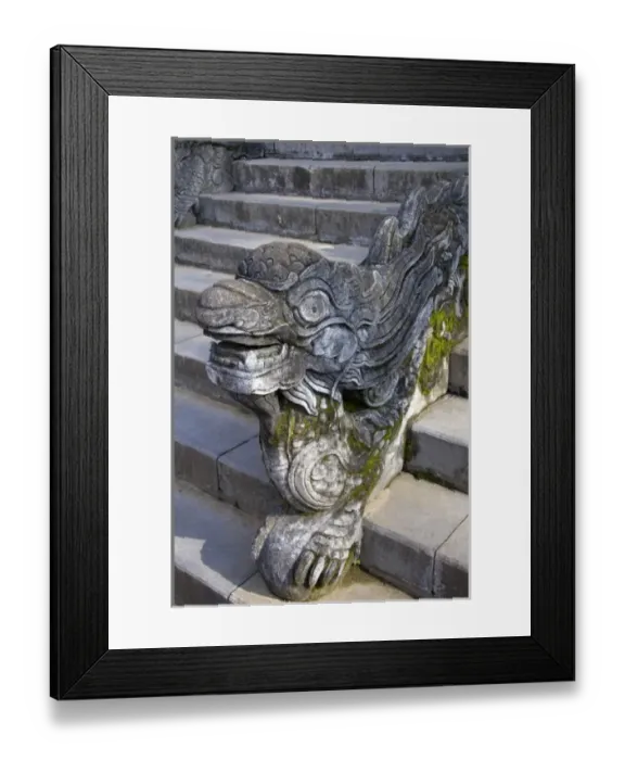 Framed Print : Dragon detail on the Mieu Temple within the Imperial Citadel of Hue, Vietnam