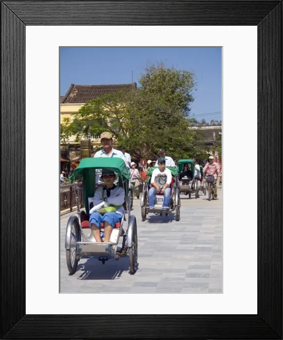 Framed Print : Bridge crossing the Thu Bon River at Hoi An, Vietnam Framed Print : Bridge crossing the Thu Bon River at Hoi An, Vietnam