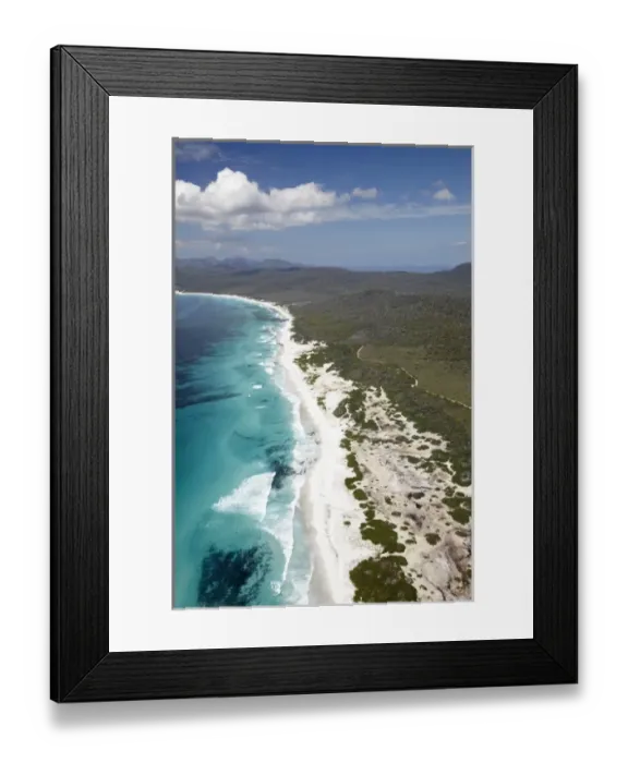 Framed Print : Friendly Beaches, Freycinet National Park, Freycinet Peninsula, Eastern Tasmania