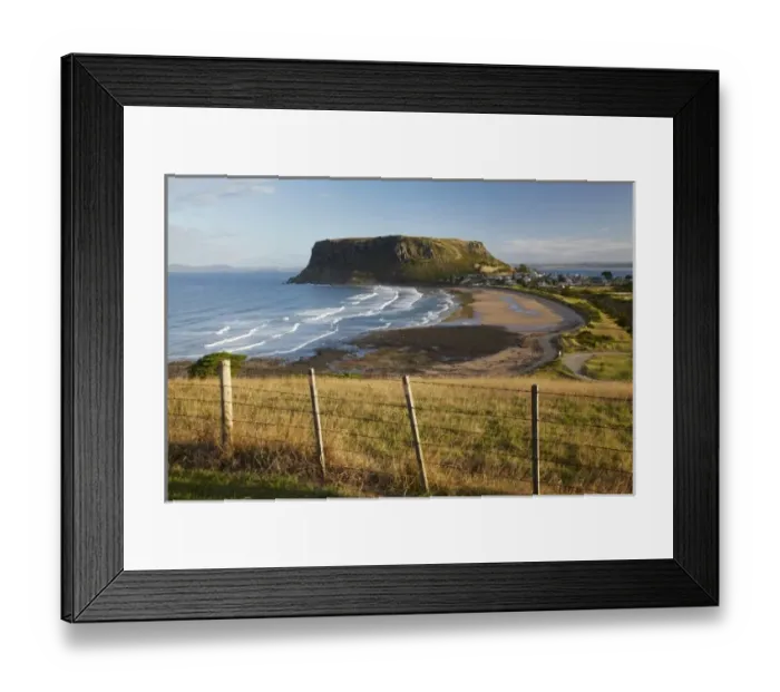 Framed Print : Australia. The Nut, Circular Head, and Godfreys Beach