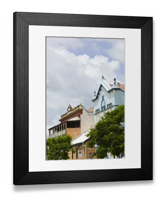 Framed Print : Australia, Queensland, Fraser Coast, Maryborough. Buildings along Wharf Street Framed Print : Australia, Queensland, Fraser Coast, Maryborough. Buildings along Wharf Street