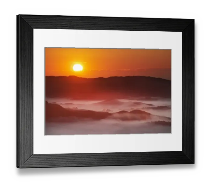 Framed Print : View from Te Mata Peak and Early Light on Morning Mist, Hawkes Bay, North Island Framed Print : View from Te Mata Peak and Early Light on Morning Mist, Hawkes Bay, North Island