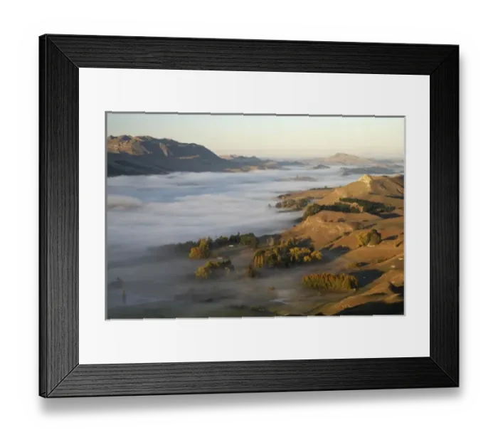 Framed Print : View from Te Mata Peak and Early Morning Mist along Tukituki River Valley, Hawkes Bay