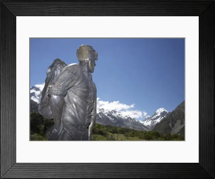 Framed Print : Sir Edmund Hillary Statue and Aoraki Mt Cook, The Hermitage, Aoraki Mt Cook National Park