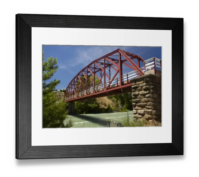 Framed Print : Clyde Bridge and Clutha River, Clyde, Central Otago, South Island, New Zealand Framed Print : Clyde Bridge and Clutha River, Clyde, Central Otago, South Island, New Zealand