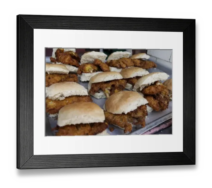 Framed Print : Havana, Cuba, UNESCO World Heritage City. Fried chicken sandwiches