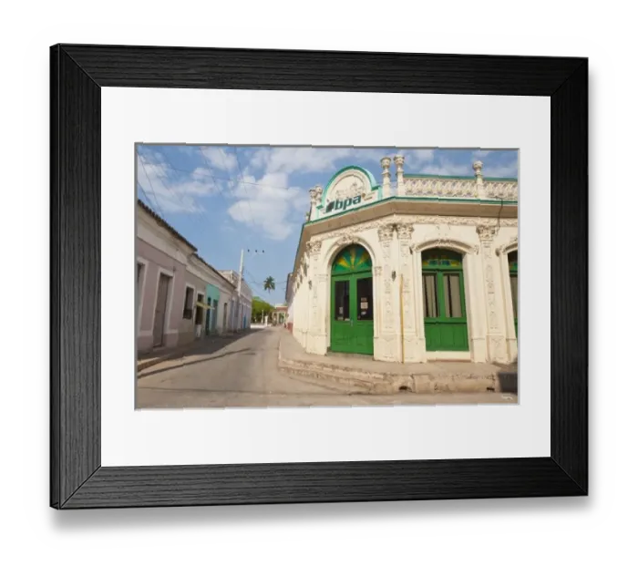 Framed Print : Remedios, Cuba. Colonial architecture