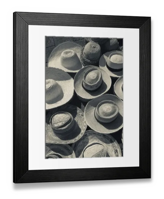 Framed Print : Dominican Republic, Santo Domingo, Zona Colonial, Plaza Espana, straw hats