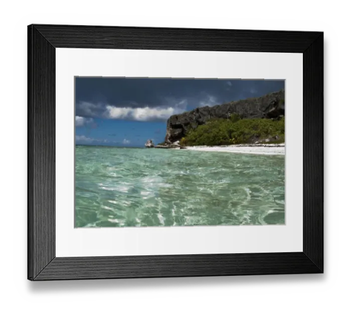 Framed Print : Water off of Pajaros beach in Mona Island, Puerto Rico Framed Print : Water off of Pajaros beach in Mona Island, Puerto Rico