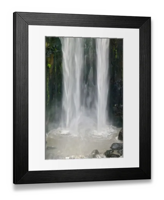 Framed Print : Thomsonas Falls, just outside Nyahururu, on the Ewaso Narok River, Kenya, Africa Framed Print : Thomsonas Falls, just outside Nyahururu, on the Ewaso Narok River, Kenya, Africa
