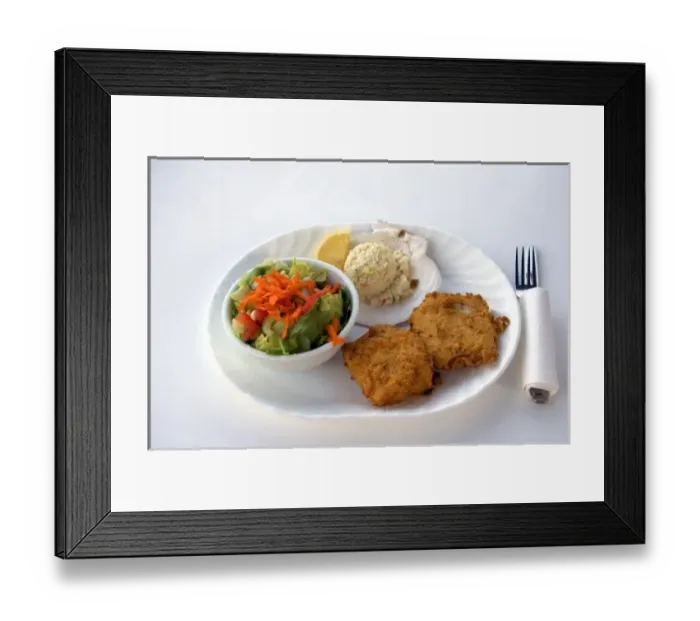 Framed Print : Haddock fish dinner served in restaurant at Halls Harbor, Nova Scotia, Canada