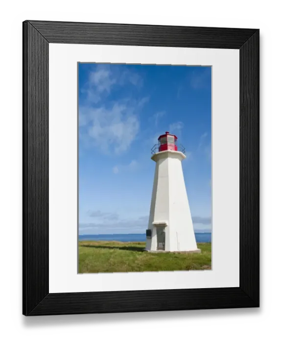 Framed Print : Naufrage, Prince Edward Island. Shipwreck Point Lighthouse